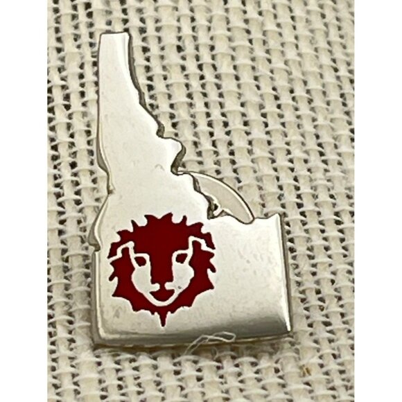 Red Lion Hotel Pin Idaho State Lapel Hat Vintage Silver Tone Lion Face Logo - Picture 6 of 6